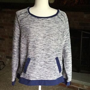 EUC Cathy Daniels navy and white sweater